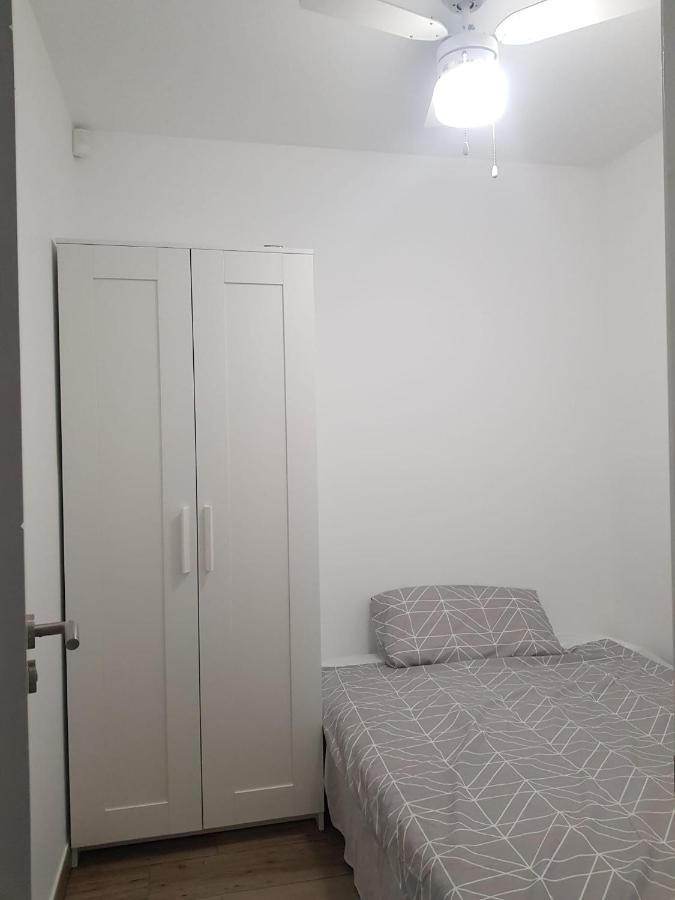 Family Comfortable Apartment Arona  Extérieur photo