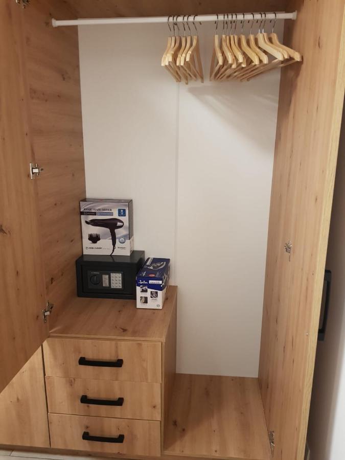 Family Comfortable Apartment Arona  Extérieur photo